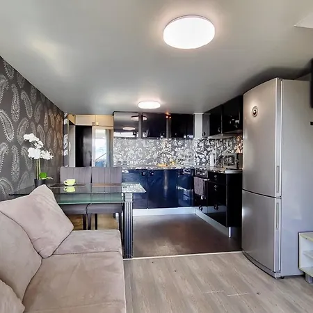 комфорт и стиль - с панорамой города Apartment Burgas City